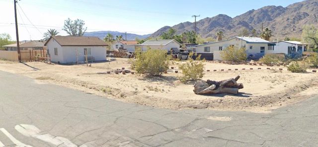 72425 Cactus Drive, 29 Palms, CA 92277