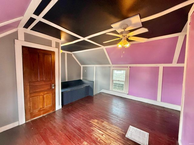 706 E Iowa Street, Evansville, IN 47711