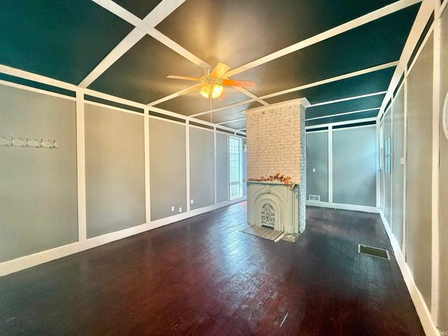 706 E Iowa Street, Evansville, IN 47711