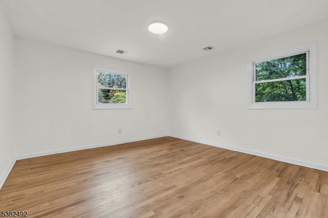 55 Orchard Dr, Vernon Twp., NJ 07462