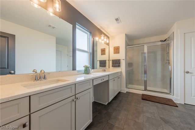 8810 Leatherleaf Drive, Columbia Station, OH 44028