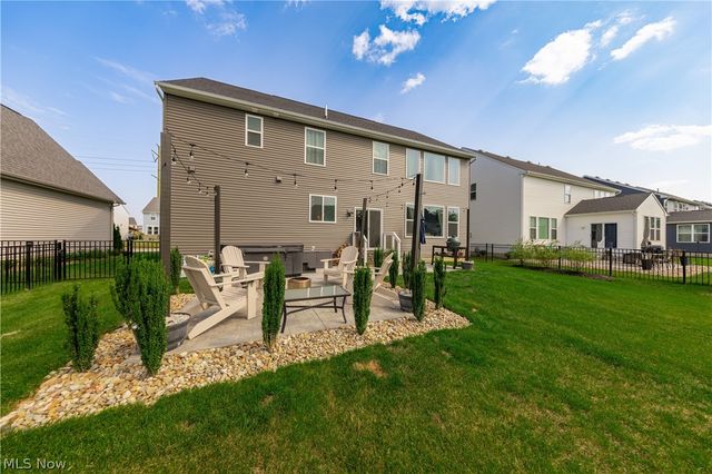 8810 Leatherleaf Drive, Columbia Station, OH 44028