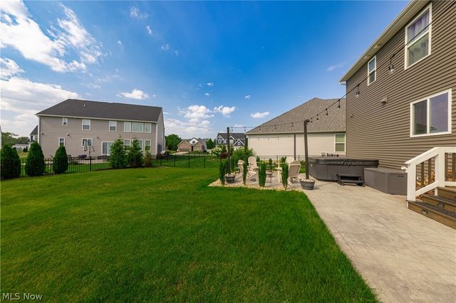 8810 Leatherleaf Drive, Columbia Station, OH 44028