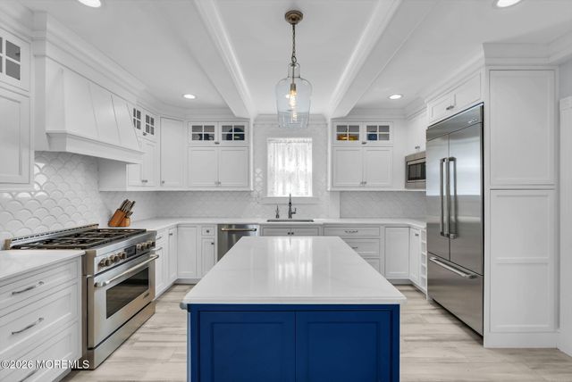 327 Sylvania Avenue, Avon-by-the-sea, NJ 07717