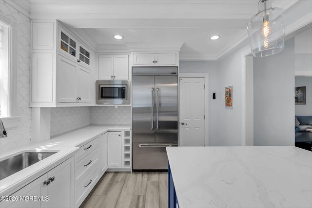327 Sylvania Avenue, Avon-by-the-sea, NJ 07717