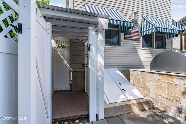 327 Sylvania Avenue, Avon-by-the-sea, NJ 07717