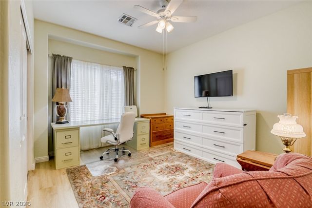 7524 Lintwhite Street, North Las Vegas, NV 89084