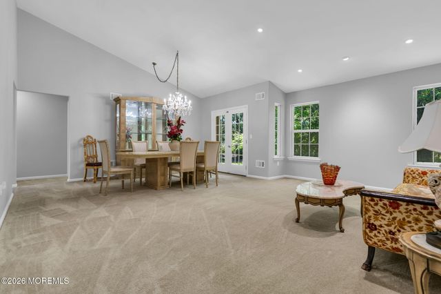 1206B Thornbury Lane, Manchester, NJ 08759