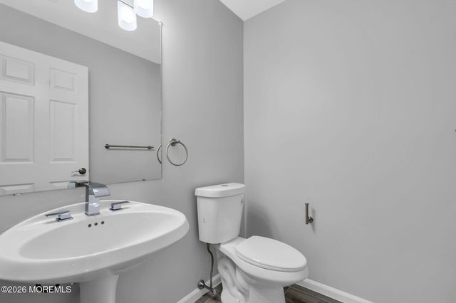 1206B Thornbury Lane, Manchester, NJ 08759
