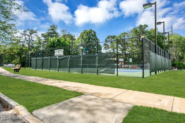 1206B Thornbury Lane, Manchester, NJ 08759