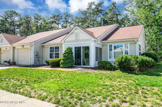 1206B Thornbury Lane, Manchester, NJ 08759
