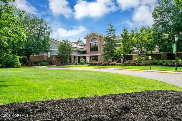1206B Thornbury Lane, Manchester, NJ 08759
