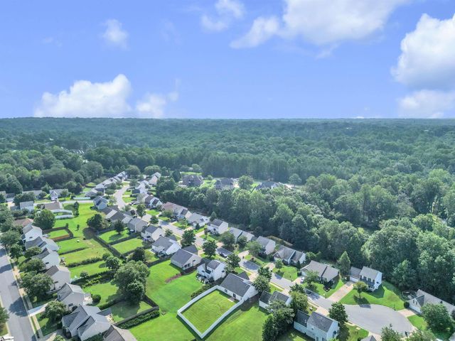 258 Dartmoor Drive, Spartanburg, SC 29301