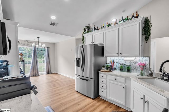 258 Dartmoor Drive, Spartanburg, SC 29301