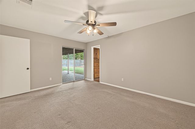 4215 Long Grove Drive, Seabrook, TX 77586