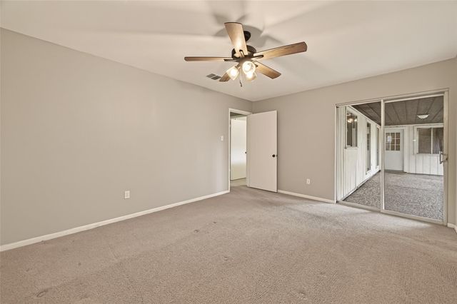 4215 Long Grove Drive, Seabrook, TX 77586