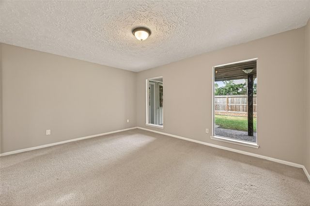 4215 Long Grove Drive, Seabrook, TX 77586