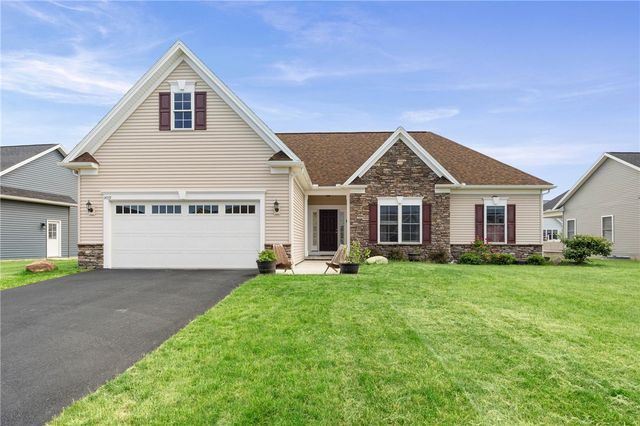 1459 Quail Creek Trail, Webster, NY 14580
