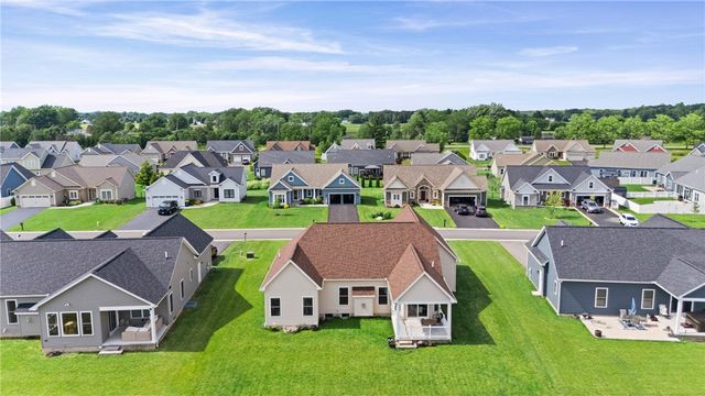 1459 Quail Creek Trail, Webster, NY 14580