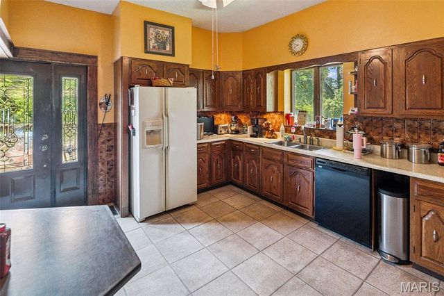 3090 Hanover Road, Waterloo, IL 62298