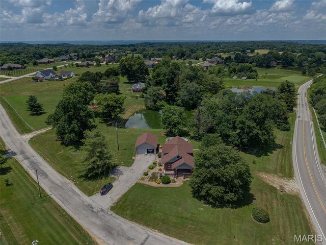 3090 Hanover Road, Waterloo, IL 62298