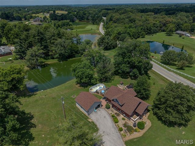 3090 Hanover Road, Waterloo, IL 62298