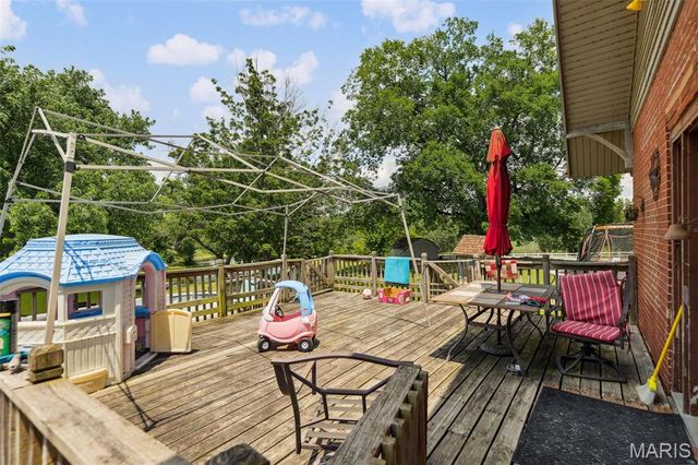 3090 Hanover Road, Waterloo, IL 62298