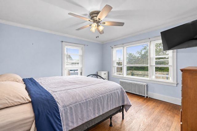 19 Nautilus St, New Bedford, MA 02744