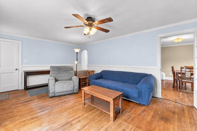 19 Nautilus St, New Bedford, MA 02744