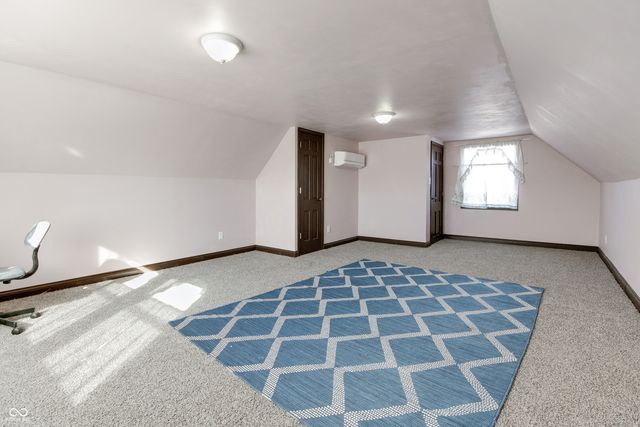 8 Mill Springs, Coatesville, IN 46121