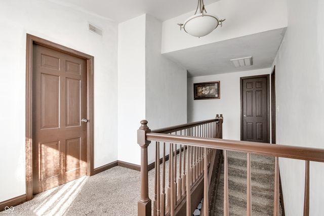 8 Mill Springs, Coatesville, IN 46121