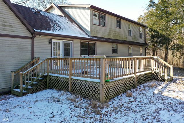 8 Mill Springs, Coatesville, IN 46121