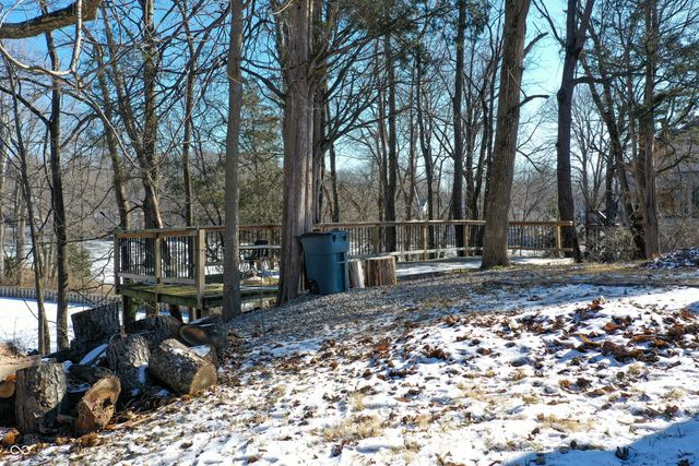 8 Mill Springs, Coatesville, IN 46121