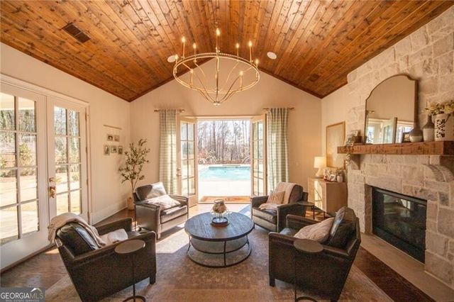 4184 Thompson Mill Road, Buford, GA 30519