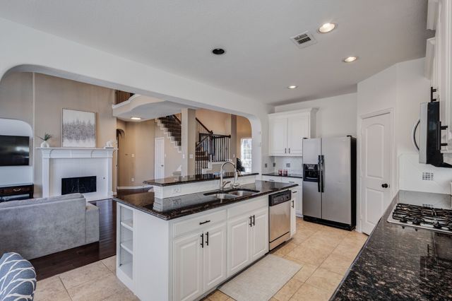 2301 Emerald Lake Lane, Little Elm, TX 75068