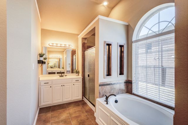 2301 Emerald Lake Lane, Little Elm, TX 75068