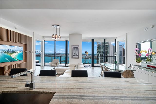 650 NE 32nd St PH5003, Miami, FL 33137