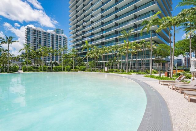 650 NE 32nd St PH5003, Miami, FL 33137