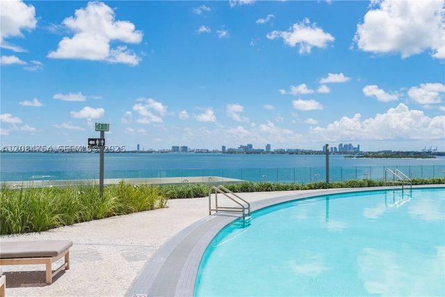 650 NE 32nd St PH5003, Miami, FL 33137