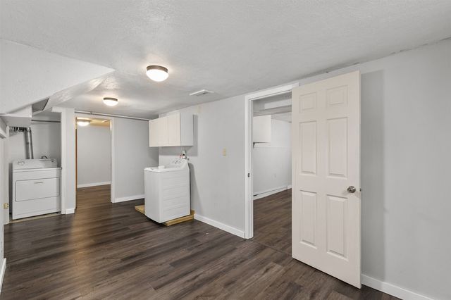 1326 33rd Street, Des Moines, IA 50311