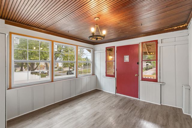 1326 33rd Street, Des Moines, IA 50311