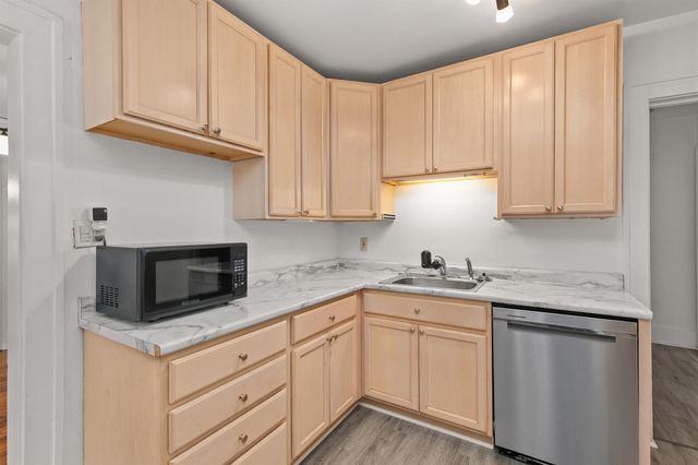 1326 33rd Street, Des Moines, IA 50311