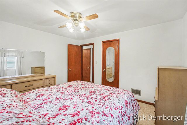 611 Hayes Street, Holland, MI 49424