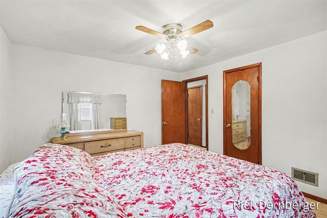 611 Hayes Street, Holland, MI 49424