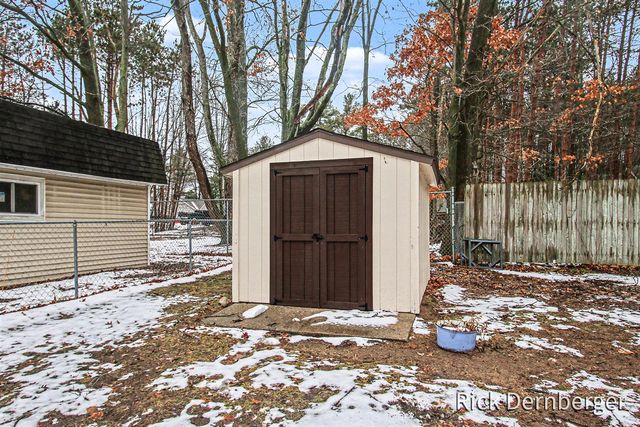 611 Hayes Street, Holland, MI 49424