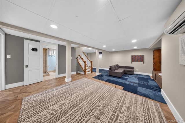 250-18 Rushmore Terrace, Little Neck, NY 11362