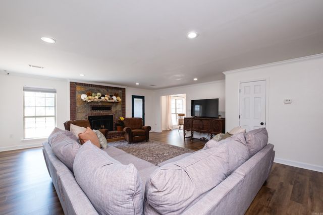 13 Western Hills Circle, Greenbrier, AR 72058