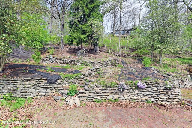 22 Harper Street, Lake Peekskill, NY 10537