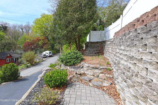 22 Harper Street, Lake Peekskill, NY 10537