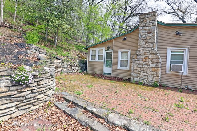 22 Harper Street, Lake Peekskill, NY 10537